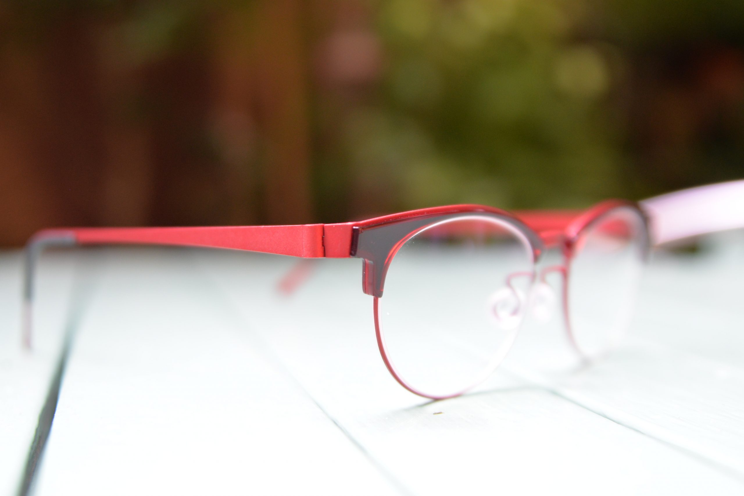 Lindberg クリアレッドファッションメガネ　ケース付き Lindberg クリアレッドファッションメガネ ケース付き Lindberg クリア